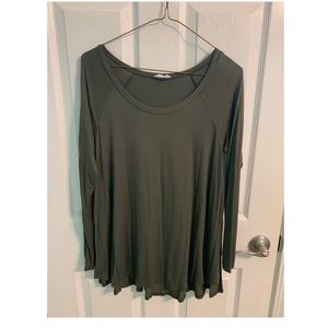olive green long sleeve tee